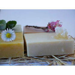 Savon au lait de chèvre et miel