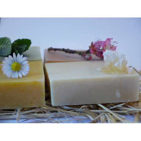 Savon au lait de chèvre et miel
